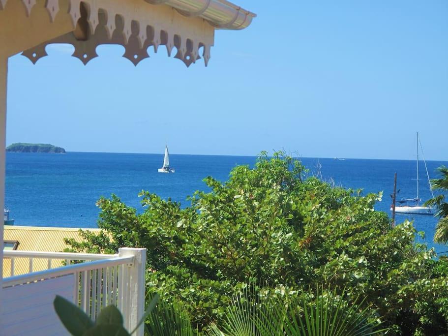 Studio De Charme Au Coeur Du Village, Vue Baie Terre-De-Haut Esterno foto